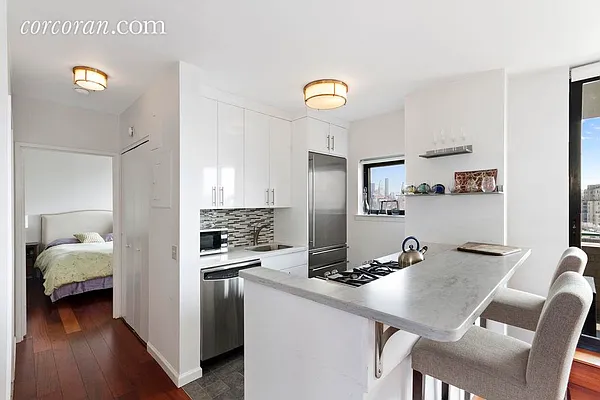 Rented by Corcoran | media 24