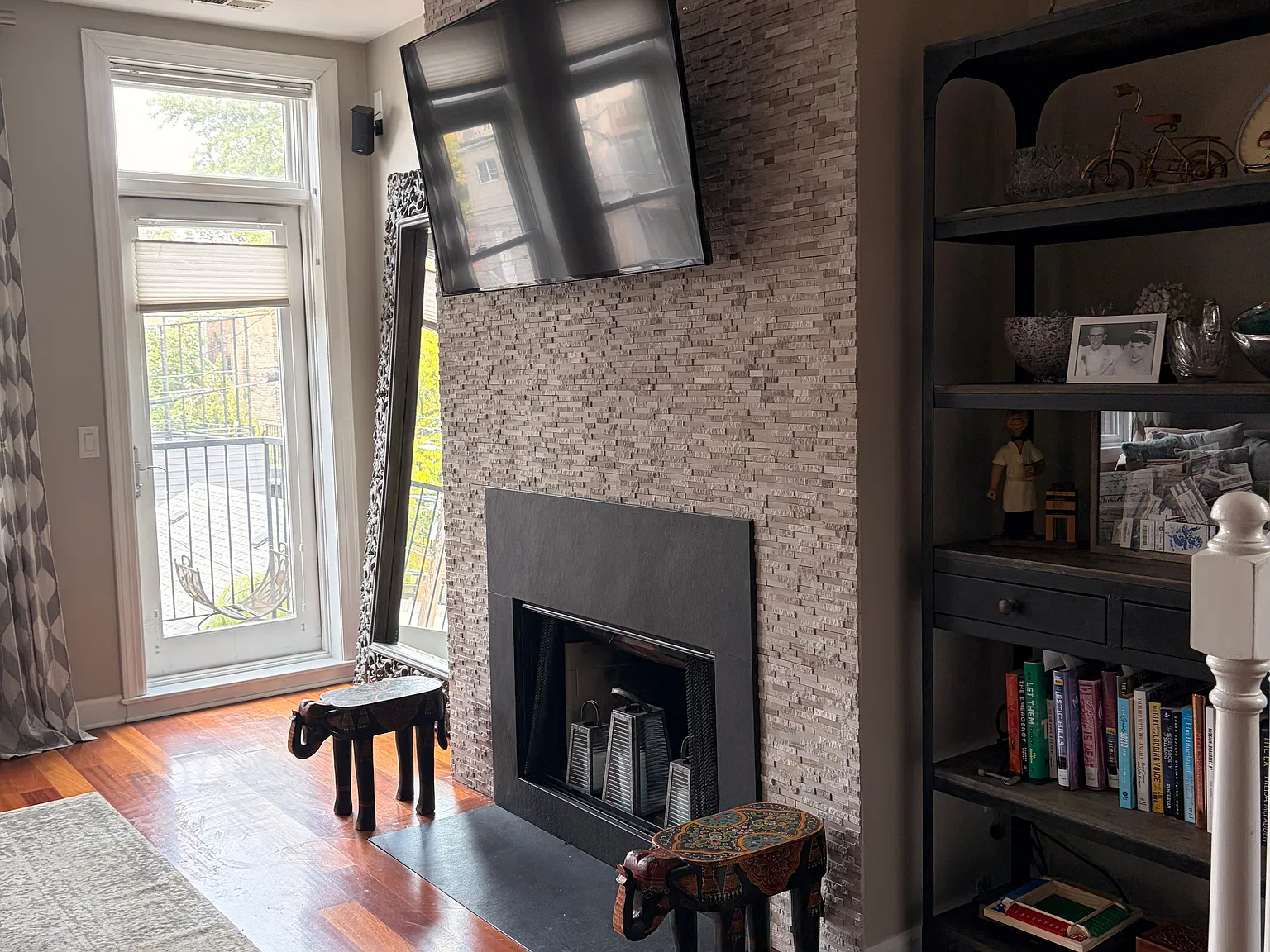 3 bed, 2.5 bath, 1900 sqft, $4,900 — Photo 4