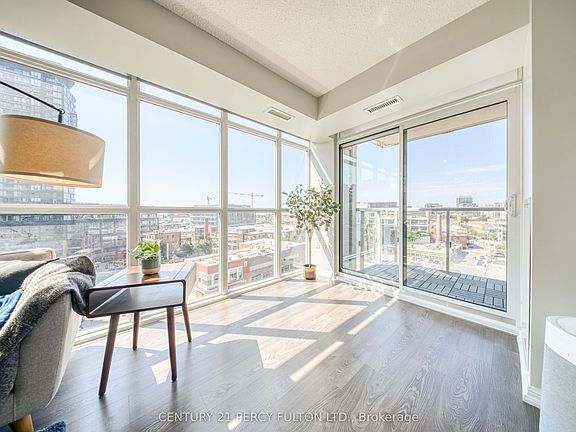 4th image of 125 Western Battery Rd #1010