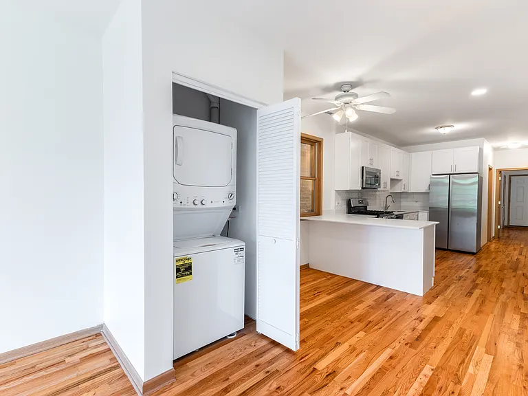 333 S Leavitt St #2 — Photo 8