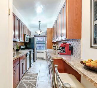 909 E 29th St APT 3F, Brooklyn, NY, 11210