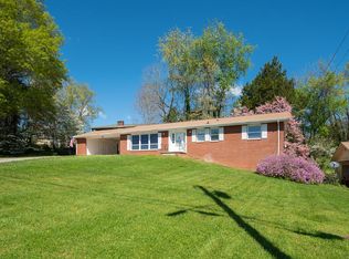 118 Providence Rd, Oak Ridge, TN 37830