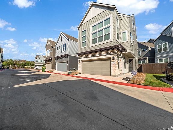 2nd image of 5843 Whitby UNIT 34