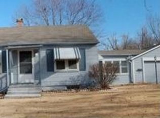 2226 SE Kentucky Ave, Topeka, KS 66605