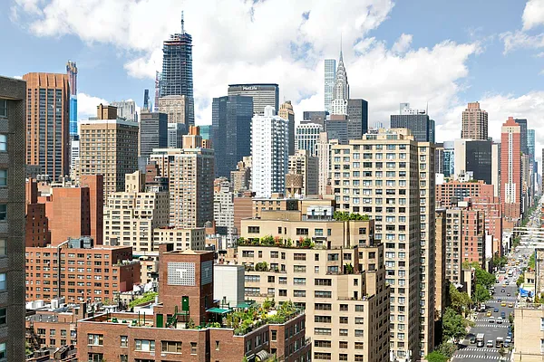 Sold by Compass | media 36