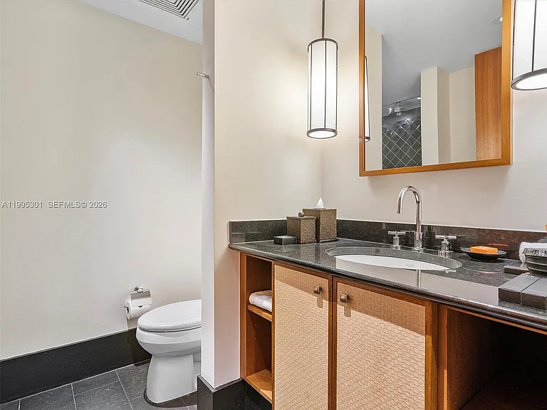 101 20th St #3302 — Photo 38