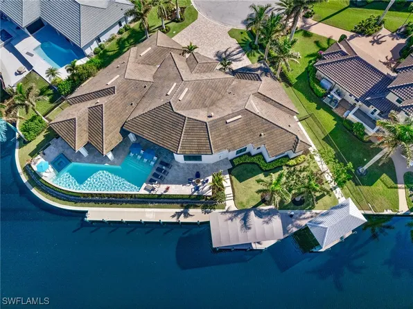 941 Wittman Dr, Fort Myers, FL 33919