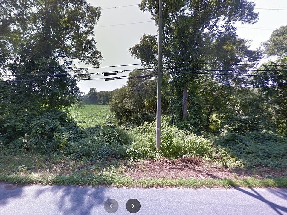 2nd image of 248 Pine St Lot 2