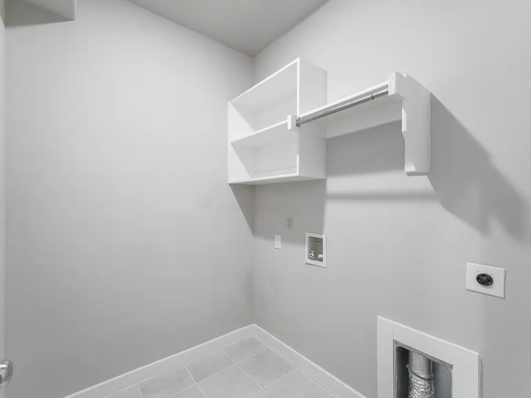 124 Mandarin St — Photo 29