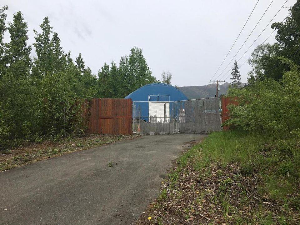 2nd image of 18685 Amonson Rd