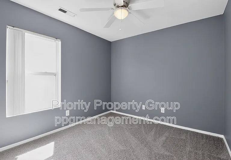 8913 Chalkstone Rd — Photo 20
