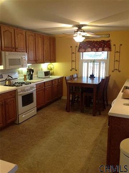 4th image of 97 B ELSMERE Avenue