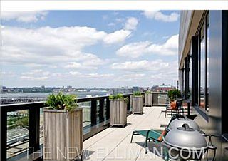 1st image of 505 Greenwich St