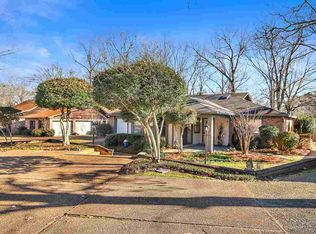 701 Woodridge Pl, Clinton, MS 39056