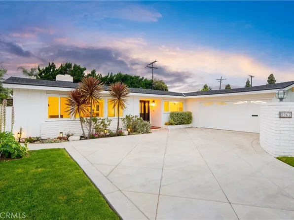 2967 Mindanao Dr, Costa Mesa, CA 92626