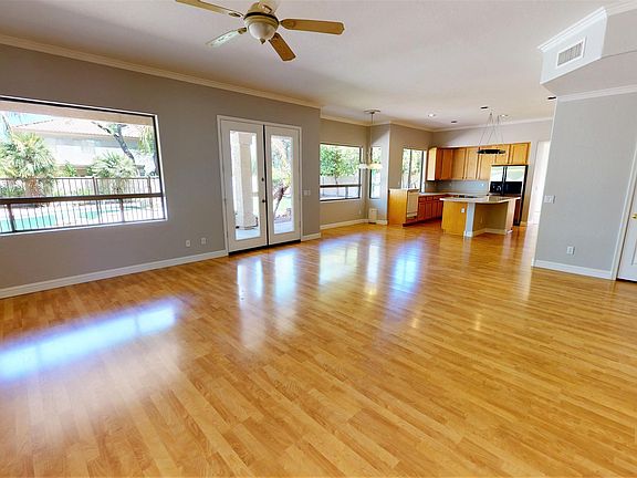 3rd image of 1426 E Appaloosa Ct