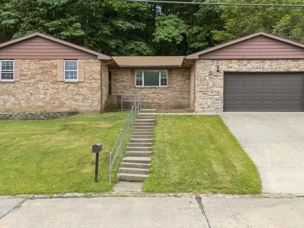 404 W Wildwood Dr, Parkersburg, WV 26101