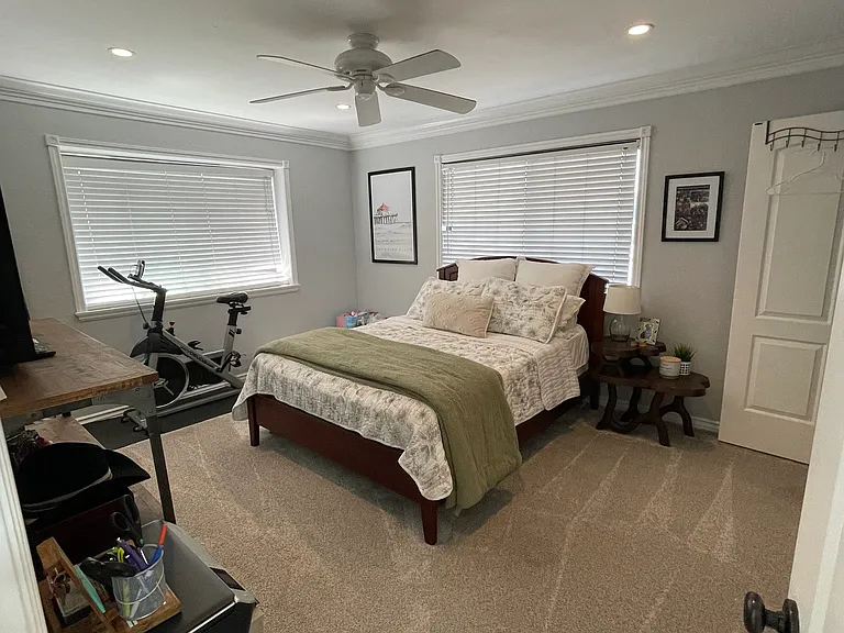348 Sydney Ln — Photo 21