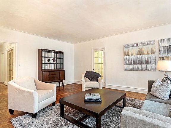 3rd image of 10 E 85th St #8B