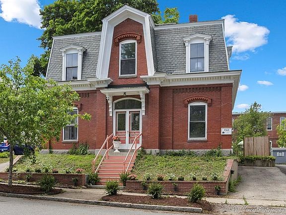 2nd image of 54 Kent St #B