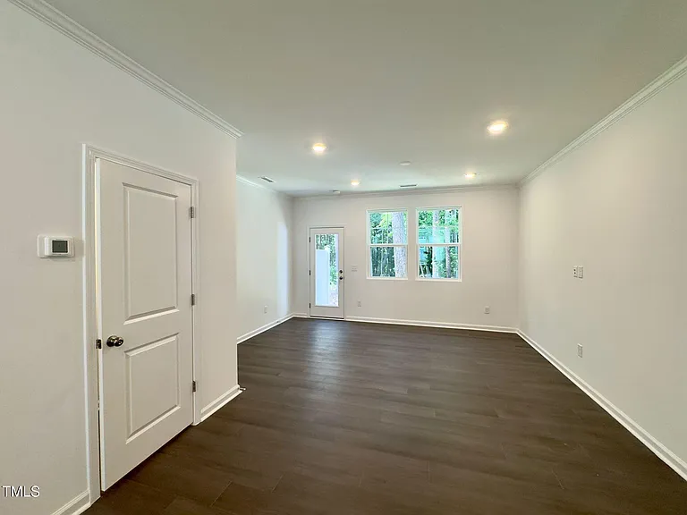 1529 Crescent Townes Way — Photo 11