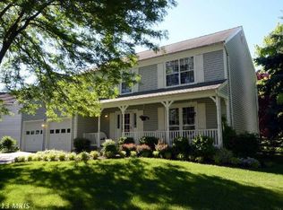 24034 Pecan Grove Ln, Gaithersburg, MD 20882