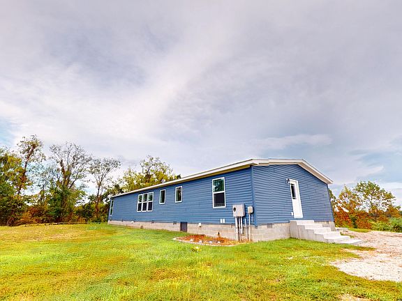 3rd image of 5761 Brown Ridge Rd