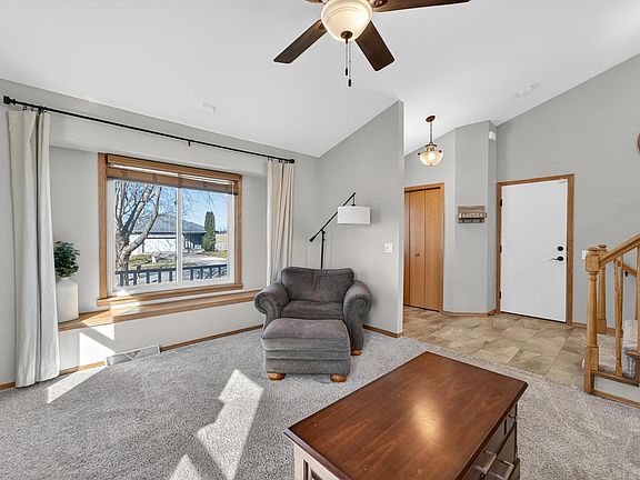 5th image of 5309 Park Meadow Dr