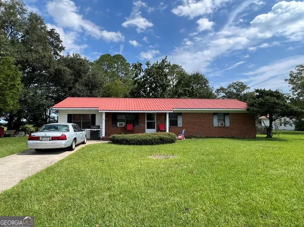 305 W Floyd St, Alma, GA 31510