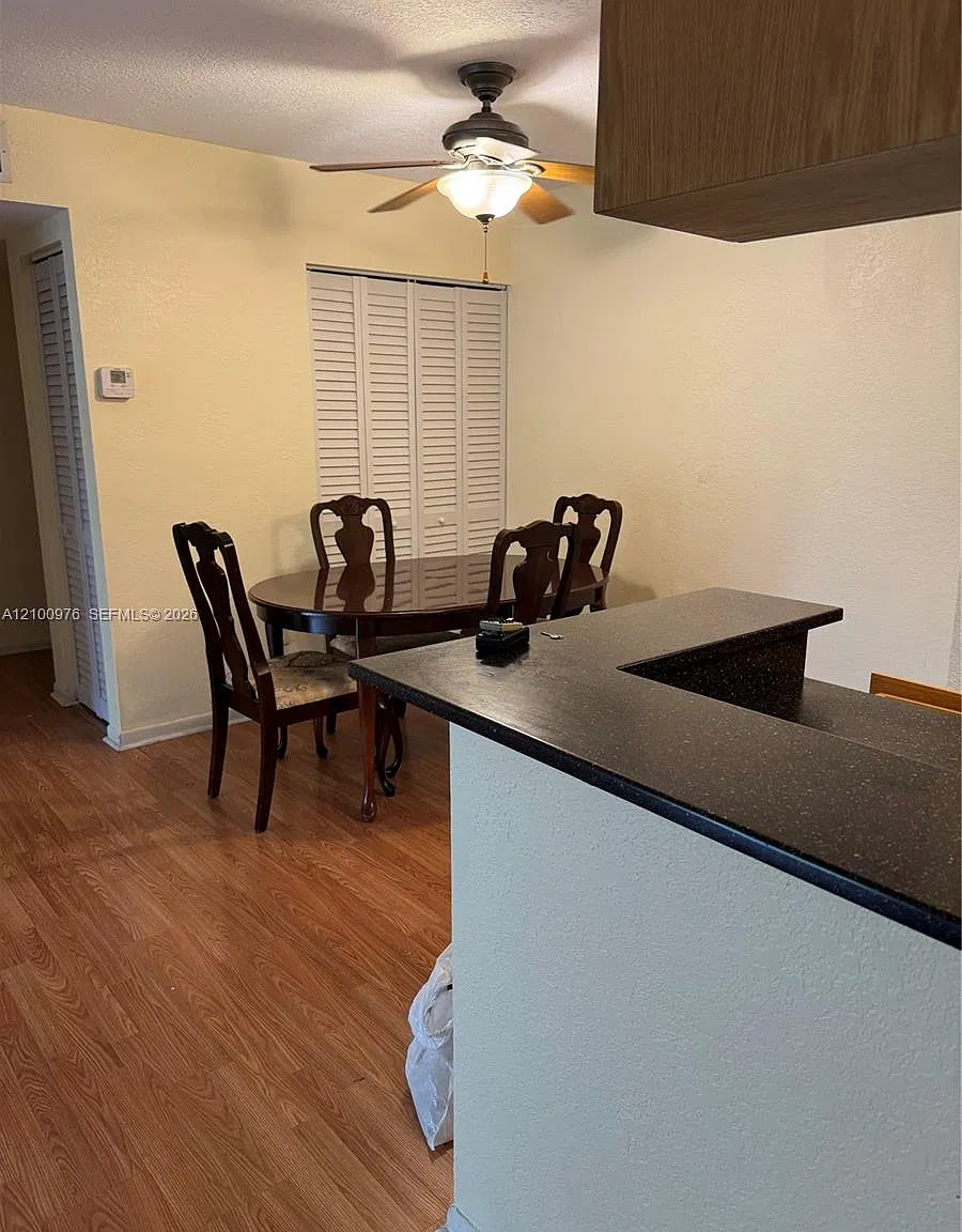 Tamarac Gardens Condominim — Photo 2
