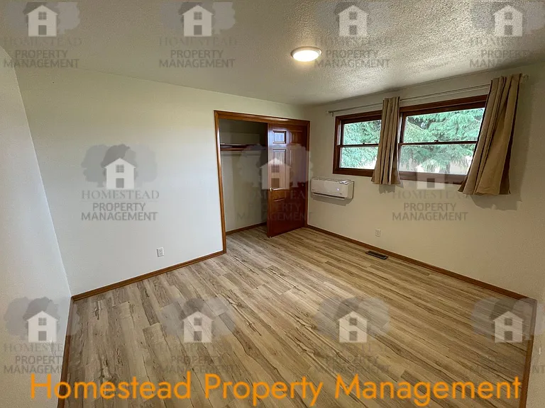 8555 Clow Corner Rd — Photo 16