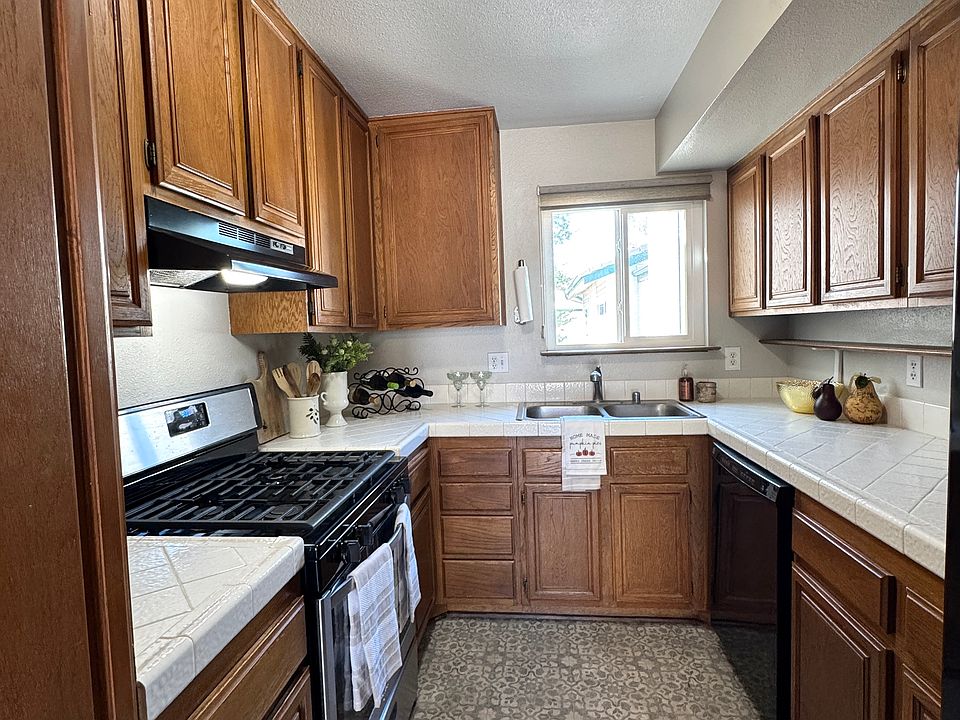 1st image of 2604 Sunny Slope Dr APT 2