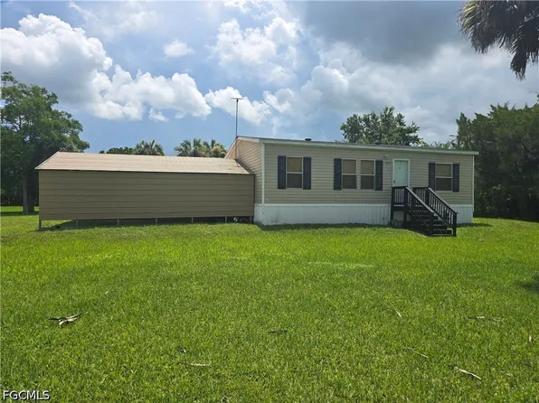 1163 Saddle Ln, Moore Haven, FL 33471