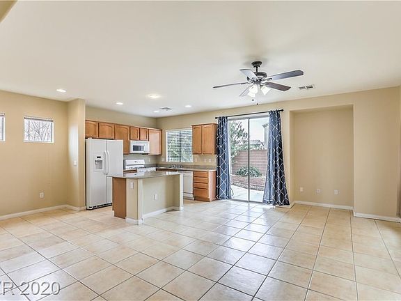 5th image of 7544 Garden Galley St