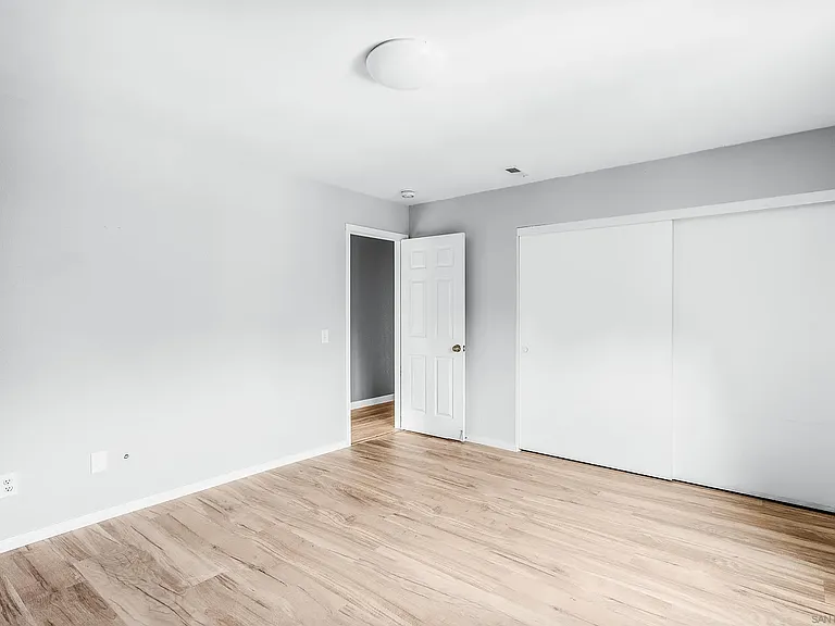 4262 Mesa Vista Way #8 — Photo 12