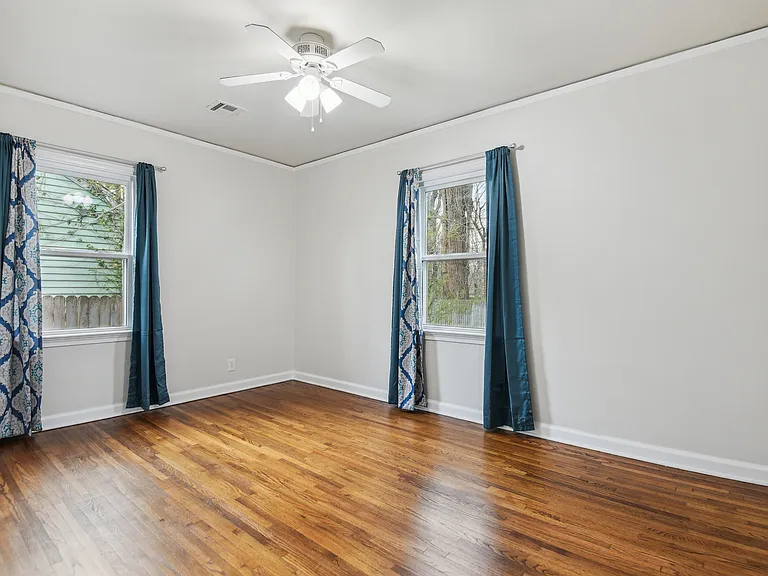 6516 E 5th Pl — Photo 18