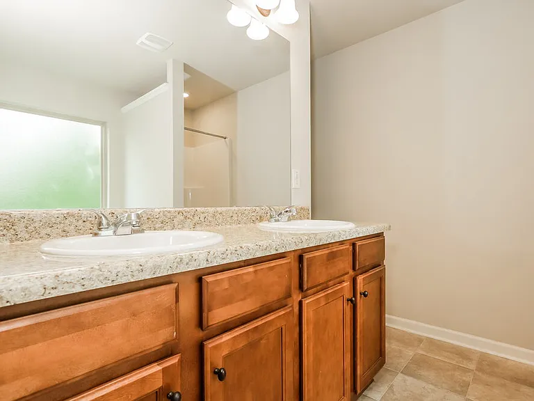 125 Magnaview Dr — Photo 11