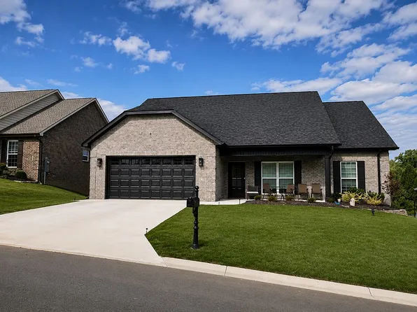 3865 Doral Dr, Maryville, TN 37801
