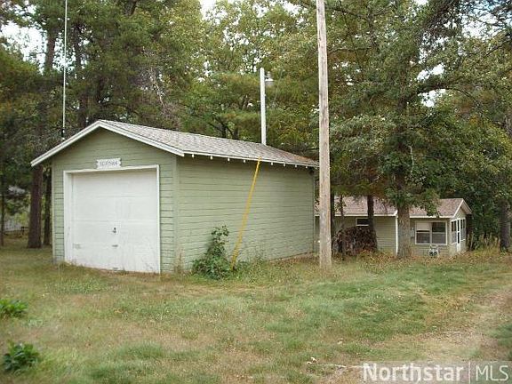 3rd image of 24749 Washington Dr