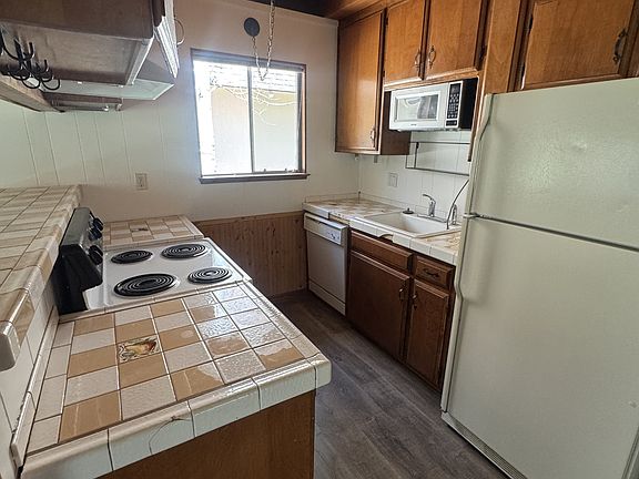 5th image of 2325 Sky Meadows Ct