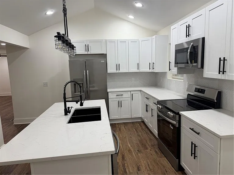 2190 Highview Rd SW — Photo 8
