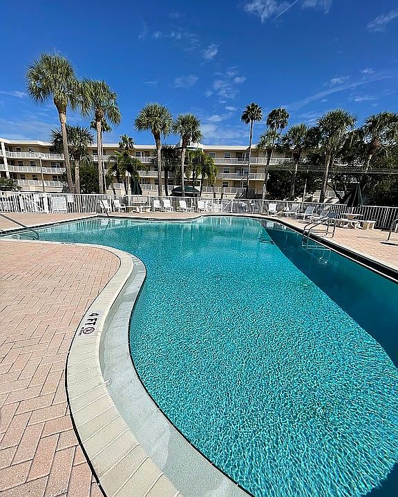 2nd image of 6315 Shoreline Dr APT 3101