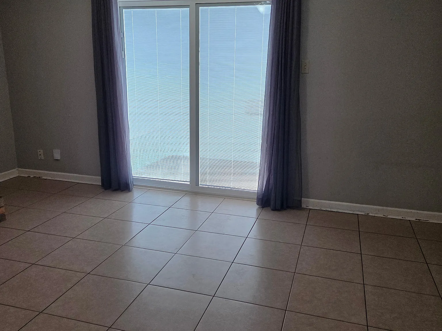 2 bed, 1.5 bath, 1100 sqft, $1,300 — Photo 4