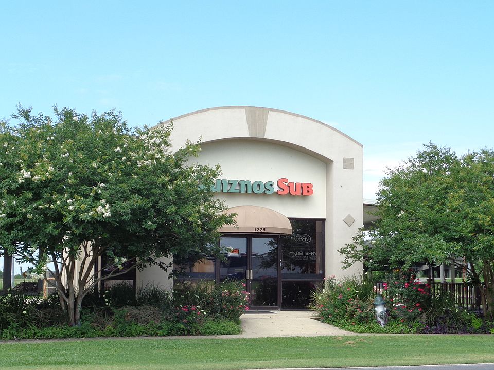 1st image of 1229 Victor Ii Blvd