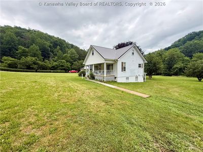 1663 Grapevine Rd, Charleston, WV, 25320