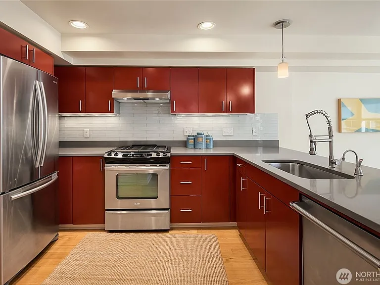 2009 Yale Ave E #102 — Photo 4