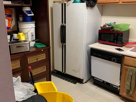3rd image of 3421 W Dunlap Ave APT 120