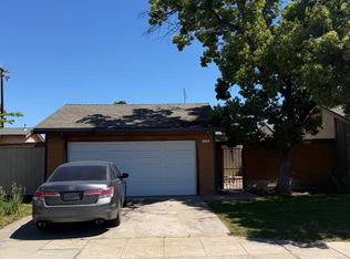 2778 N Selland Ave, Fresno, CA