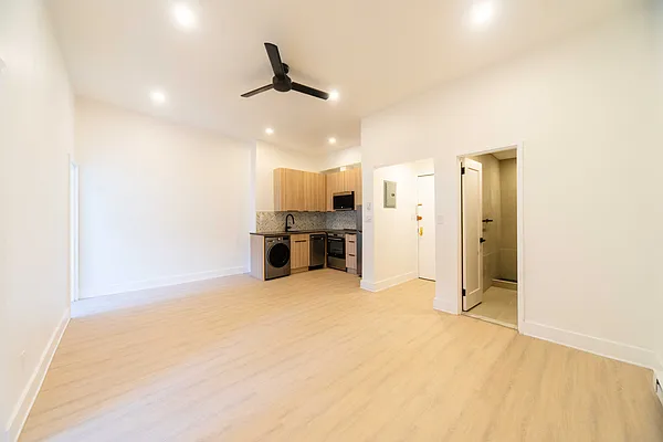 Rented by Platinum Properties | media 1