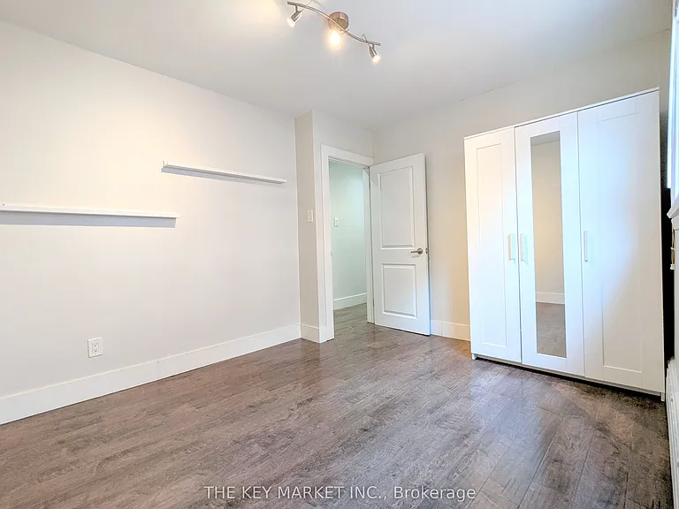 211 Saint Clements Ave #2 — Photo 25